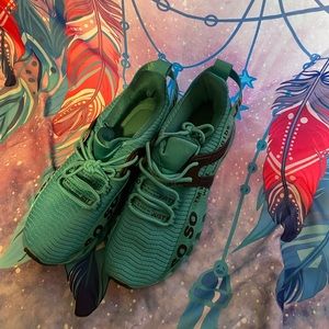 Amazon non Branded shoes